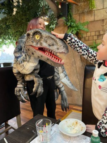 Jurassic Grill Loch Lomond in Alexandria